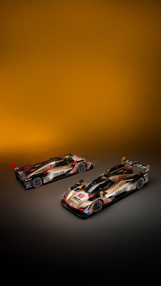 Grand Reveal of the 2025 Cadillac V-Series.R Hypercar Livery at